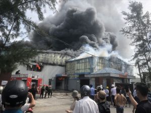 Cháy công ty may ở Quảng Nam: Hơn 800 công nhân có nguy cơ mất việc Cháy công ty may ở Quảng Nam: Hơn 800 công nhân có nguy cơ mất việc