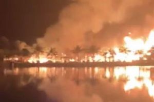 Hà Nội – Liên tiếp xảy ra 2 đám cháy nhà hàng trong đêm Hà Nội – Liên tiếp xảy ra 2 đám cháy nhà hàng trong đêm