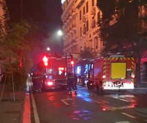 Cháy lớn trên tầng thượng tòa nhà Seaprodex trên đường Đồng Khởi với nhiều tiếng nổ Cháy lớn trên tầng thượng tòa nhà Seaprodex trên đường Đồng Khởi với nhiều tiếng nổ