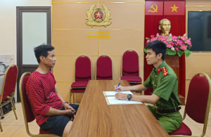 Bắt người đàn ông hai lần đốt rác trên sân thượng, gây cháy lan sang nhà hàng xóm Bắt người đàn ông hai lần đốt rác trên sân thượng, gây cháy lan sang nhà hàng xóm