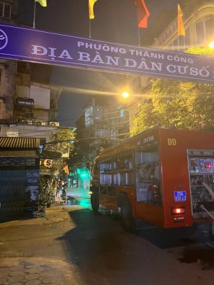 Hà Nội: Cháy lớn tại căn hộ trong khu tập thể Thành Công Hà Nội: Cháy lớn tại căn hộ trong khu tập thể Thành Công