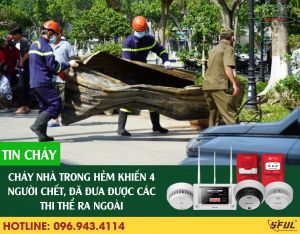 Cháy nhà trong hẻm khiến 4 người chết, đã đưa được các thi thể ra ngoài Cháy nhà trong hẻm khiến 4 người chết, đã đưa được các thi thể ra ngoài
